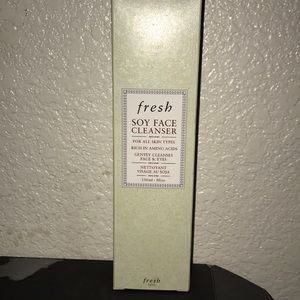 Fresh Soy Face Cleanser